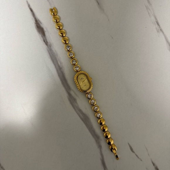 Retro Gold And Gold dial with Crystal Accents Vintage Inspired Women’s Y2K Watch - Picture 4 of 4